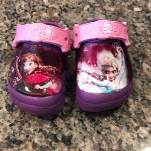 Baby girls Frozen Crocs
